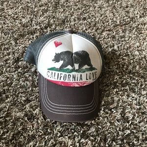 California Love hat